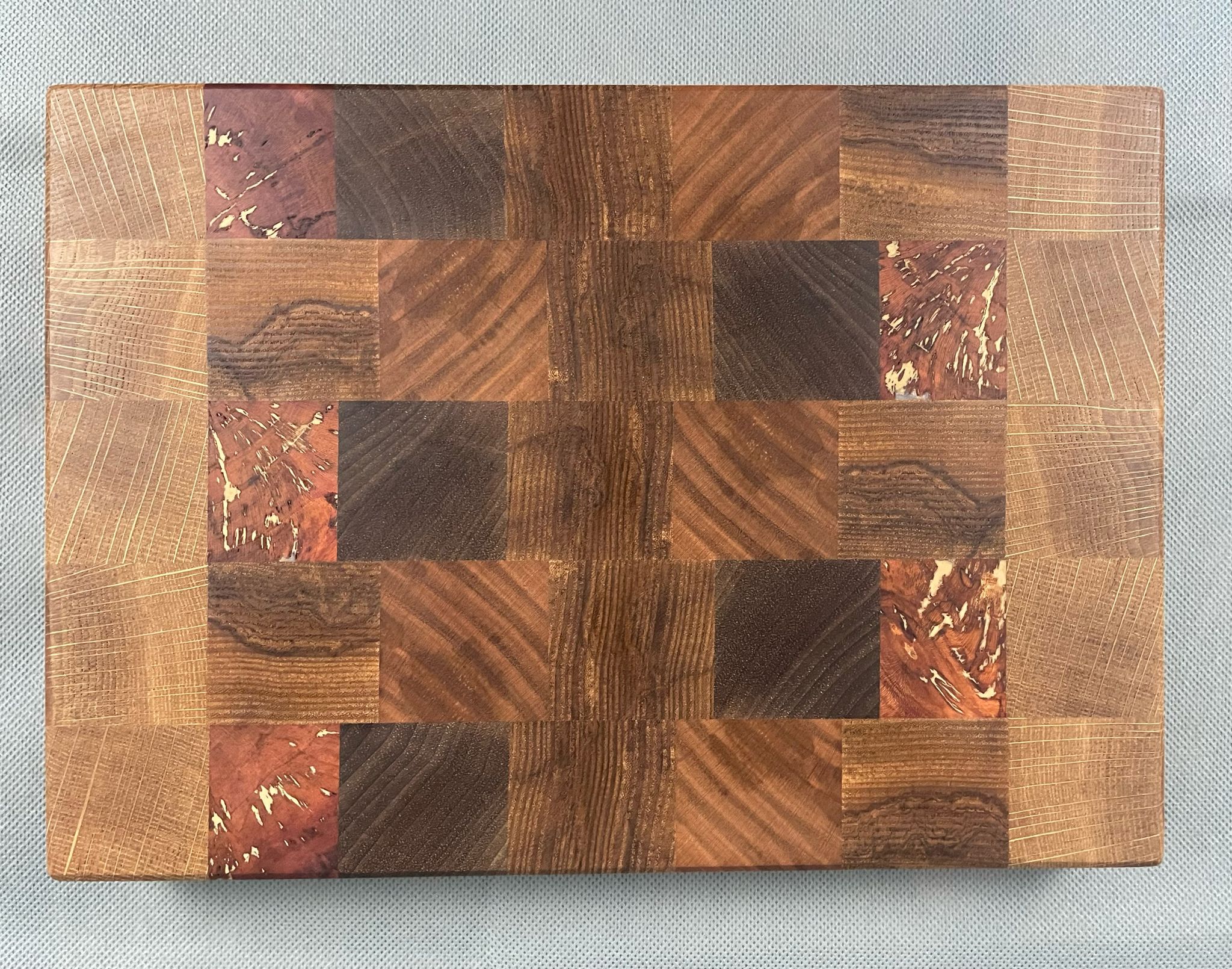 Stirnholz Schneidebrett Walnuss, Eiche, Esche & Kirsche – ca. 26,5 x 19 x 3 cm – geölt – Bild 2